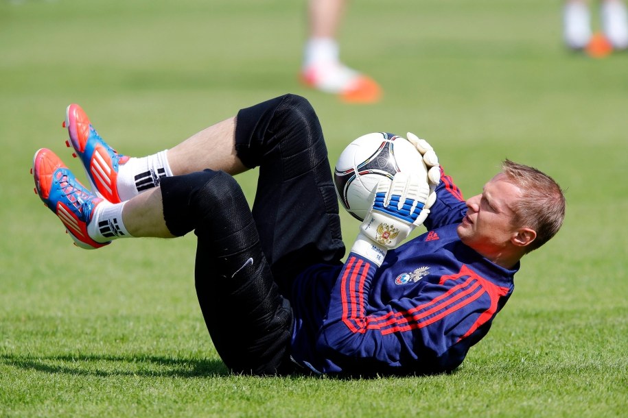 Wiaczesław Małafiejew, rosyjski bramkarz / 	Leszek Szymański   (PAP) /PAP