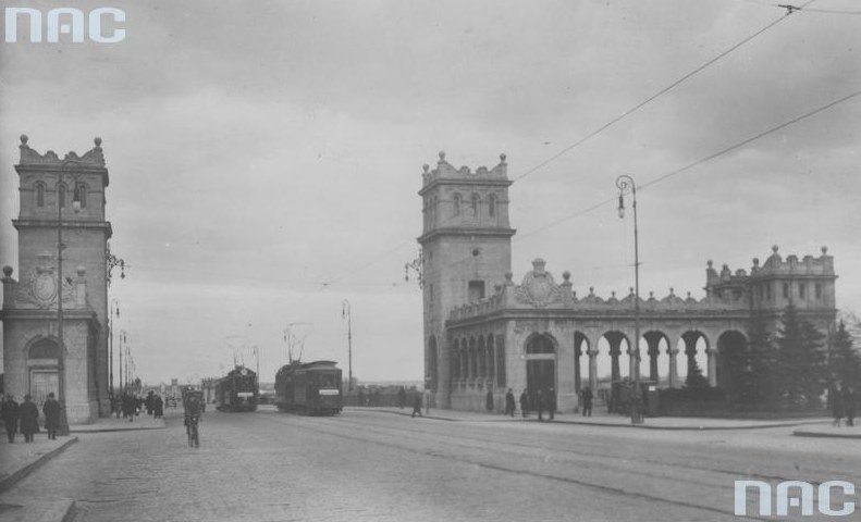Wiadukt Mostu Poniatowskiego w Warszawie /Z archiwum Narodowego Archiwum Cyfrowego