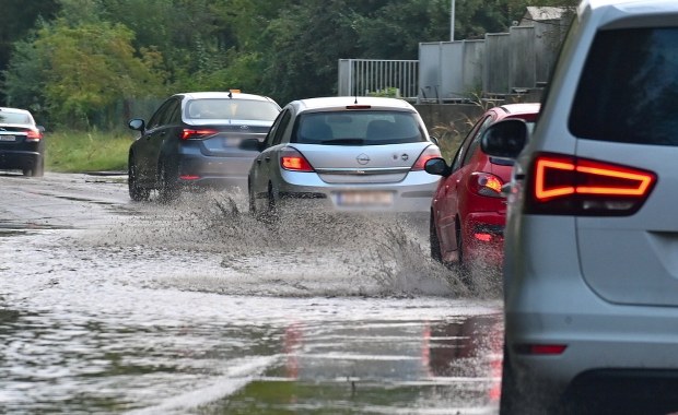 Wiatr, deszcz, a potem ocieplenie. Co nas czeka w pogodzie?