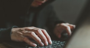 Wiceminister cyfryzacji: Na UW doszło do ataku typu ransomware