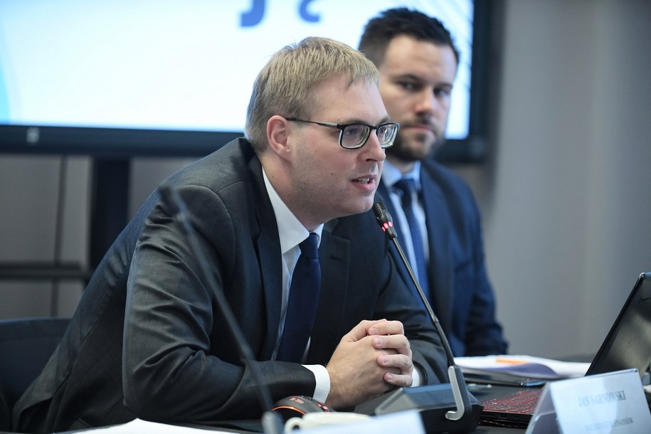 Wiceminister finansów Jan Sarnowski / 	Marcin Obara  /PAP