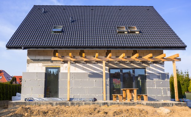 Wiceminister: Jest jeszcze czas na ocieplenie domów przed zimą