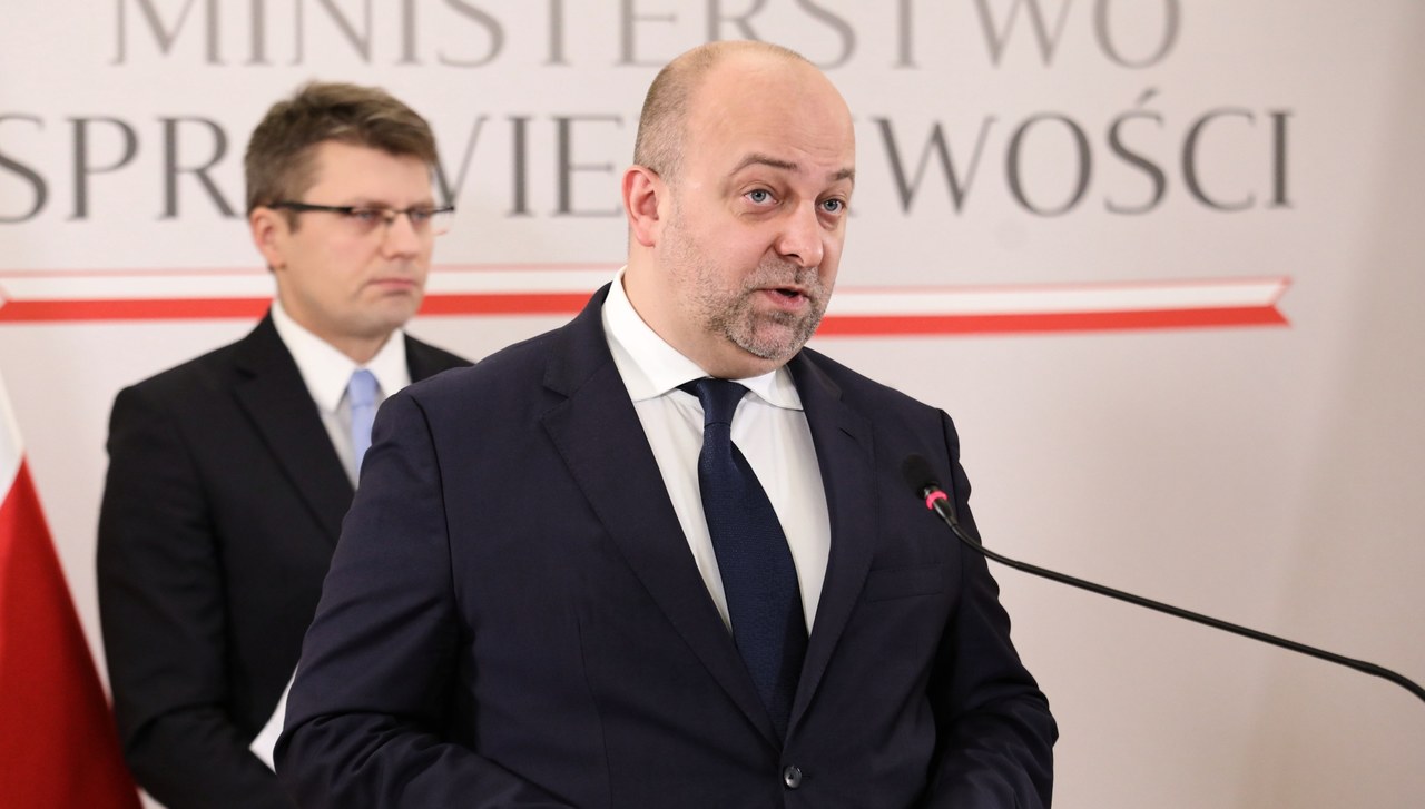 Wiceminister sprawiedliwości Łukasz Piebiak podał się do dymisji