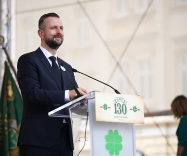 Wicepremier chce zmian w 800 plus. "Tylko dla pracujących"
