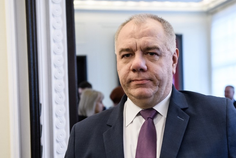 Wicepremier i minister aktywów państwowych Jacek Sasin /Rafał Oleksiewicz /Reporter
