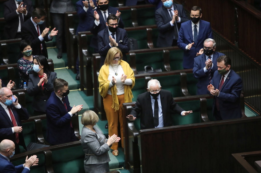 Wicepremier Jarosław Kaczyński, wicemarszałek Sejmu Małgorzata Gosiewska i minister obrony narodowej Mariusz Błaszczak /	Wojciech Olkuśnik /PAP