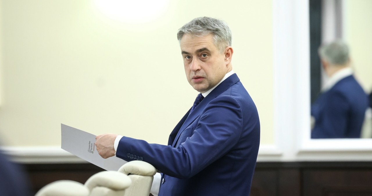 Wicepremier Krzysztof Gawkowski uważa, że bogatym państwie, którym Polska już jest, podatek katastralny jest czymś naturalnym - przyznaje jednak, że rząd nam taką daniną obecnie nie pracuje /Tomasz Jastrzębowski /Reporter