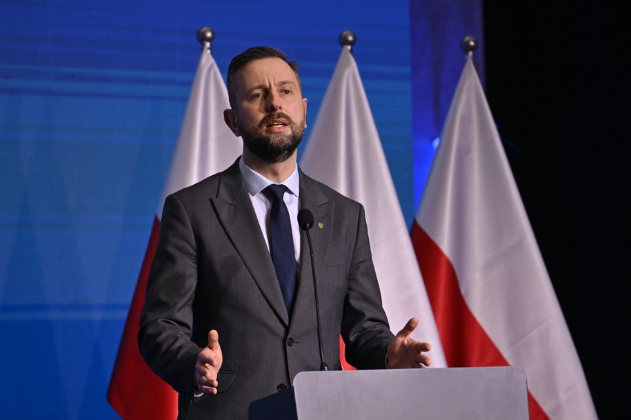 Wicepremier, minister obrony narodowej Władysław Kosiniak-Kamysz przemawia na Forum Polskiego Przemysłu Zbrojeniowego /Przemysław Piątkowski /PAP