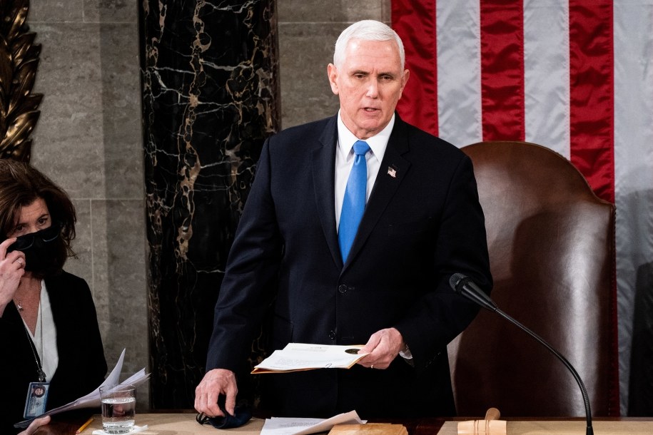 Wiceprezydent USA Mike Pence. /ERIN SCHAFF /PAP/EPA