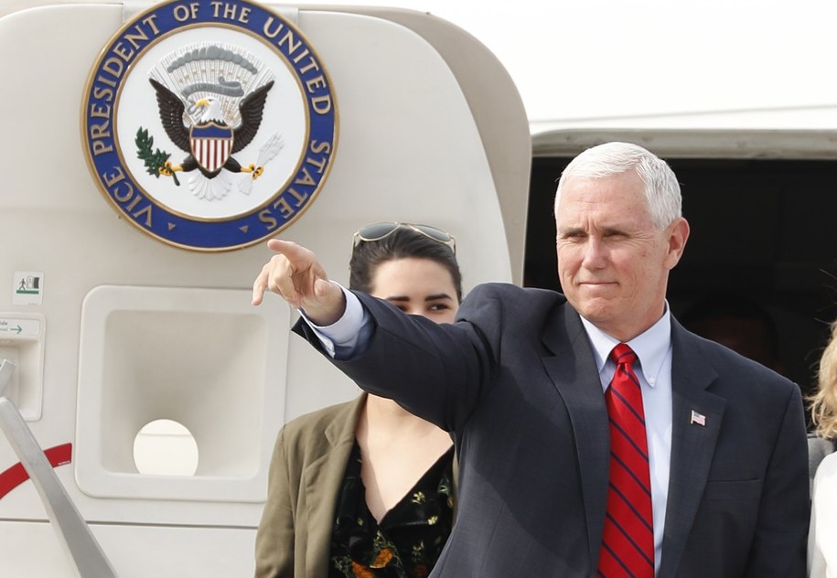 Wiceprezyndent USA Mike Pence /JEON HEON-KYUN /PAP/EPA