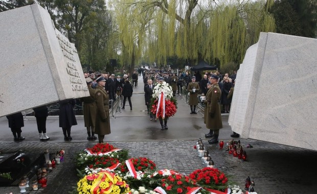Wiceprokurator generalny: Na razie nie dojdzie do ekshumacji ofiar katastrofy smoleńskiej