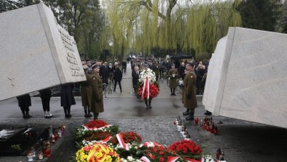 Wiceprokurator generalny: Na razie nie dojdzie do ekshumacji ofiar katastrofy smoleńskiej