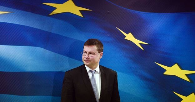 Wiceszef KE ds. euro Valdis Dombrovskis /PAP/IAR