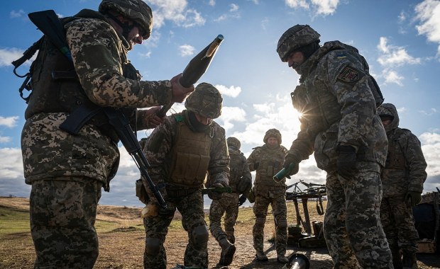 Wiceszef MON o gwarancjach dla Ukrainy: Kluczowa rola Polski
