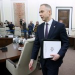 Wiceszef MON uderza w PiS ws. Zondacrypto. "Ktoś na tym zarobił, oprócz tego, co widzimy na stole"