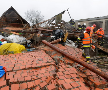 Wichury nad Polską. Kilkanaście tys. domów wciąż bez prądu