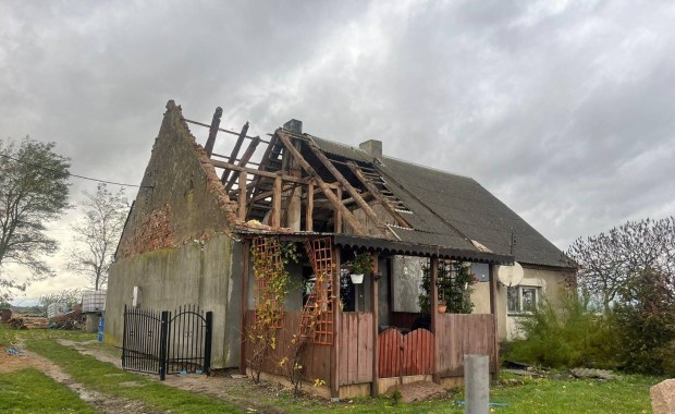 Wichury szaleją nad Polską. Ponad 1,5 tys. interwencji strażaków, są poszkodowani