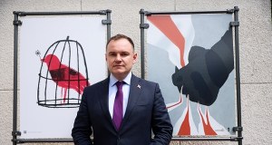 "Widać, że jest po latach ciężkich tortur". Zarembiuk o uwolnieniu Poczobuta