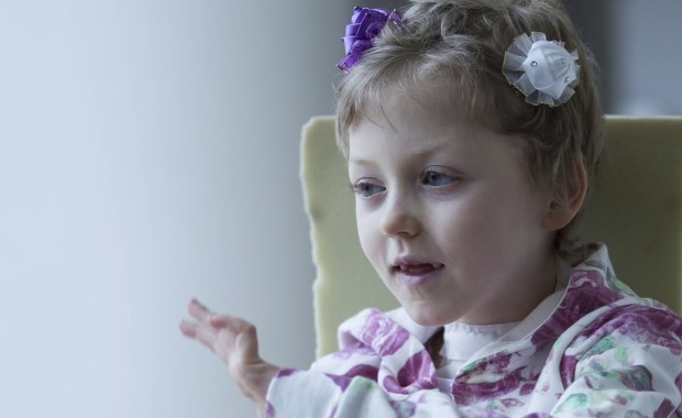 Widły wbiły się w jej głowę, dawali jej 1 proc. szans na przeżycie. Dziś wraca do zdrowia