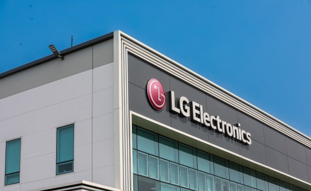 Widmo grupowych zwolnień. LG Electronics pod Wrocławiem wygasza produkcję