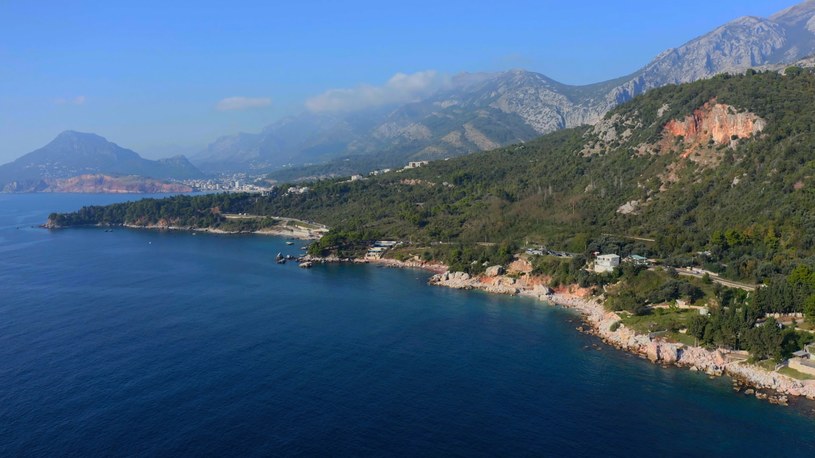 Widok adriatyckiego wybrzeża będzie zwieńczeniem 12-godzinnej podróży /Polsat Doku /Polsat Doku