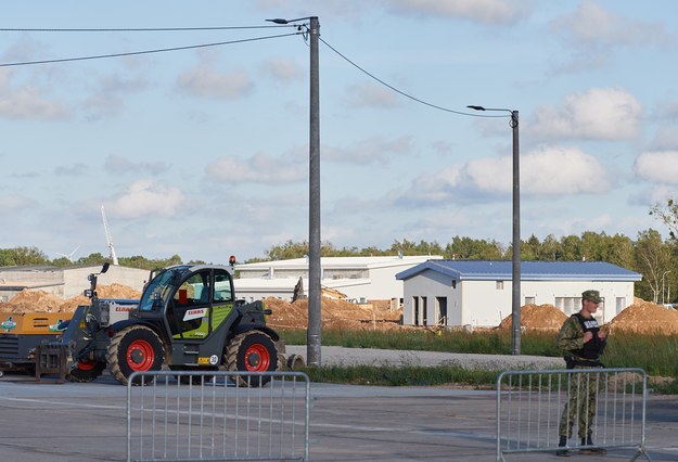 Widok na budowę amerykańskiej bazy wojskowej w Redzikowie - lipiec, 2017 r. /Adam Warżawa /PAP