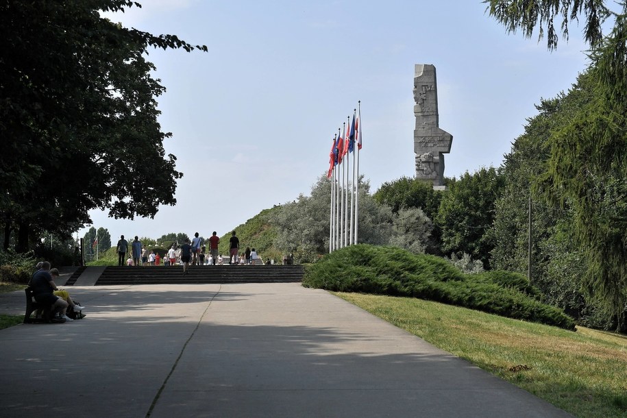 Widok na Pomnik Obrońców Wybrzeża na Westerplatte w Gdańsku /Marcin Gadomski /PAP