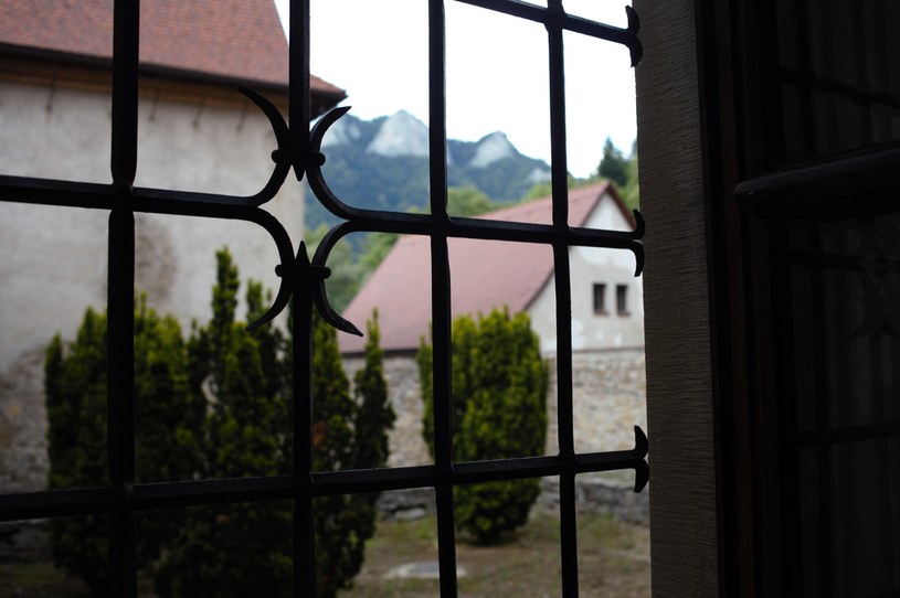 Widok z okna muzeum klasztornego w Czerwonym Klasztorze /Estera Oramus /archiwum prywatne