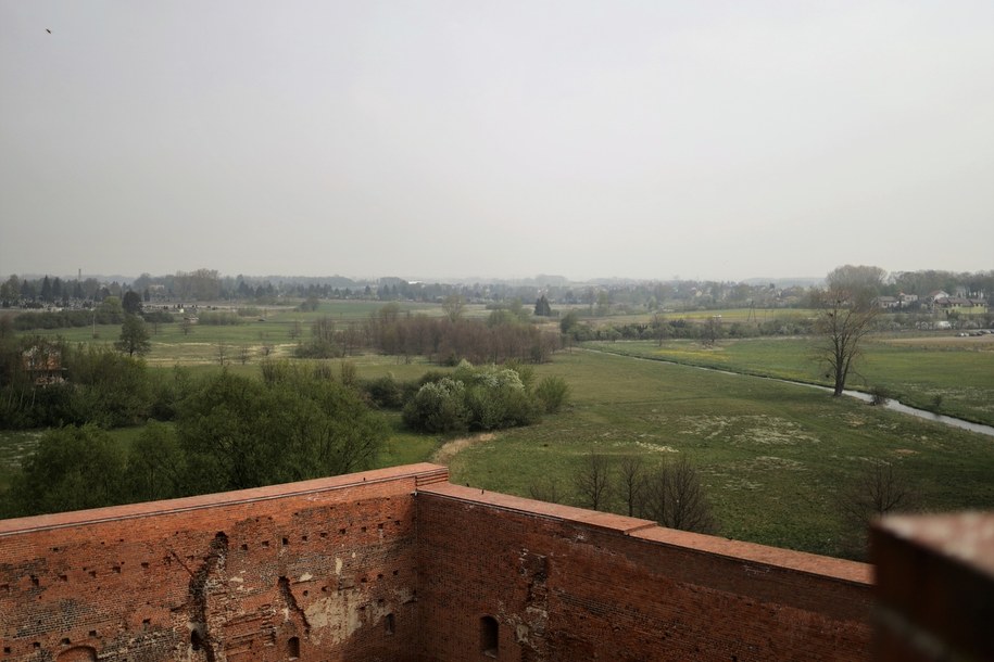 Widok z zamku Książąt Mazowieckich w Ciechanowie /Michał Dukaczewski /RMF FM