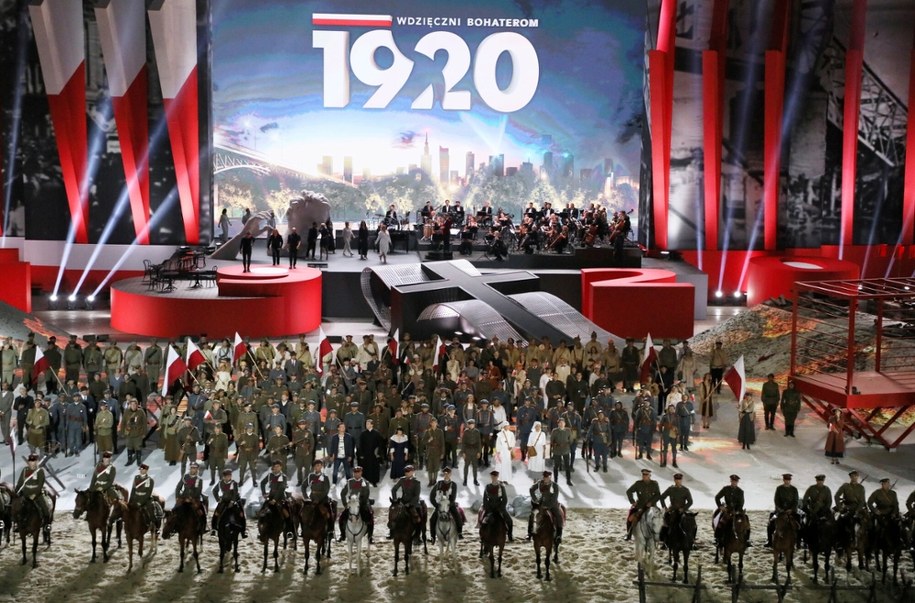 Widowisko "1920. Wdzięczni bohaterom", upamiętniające Bitwę Warszawską /Jakub Kaminski/East News /East News