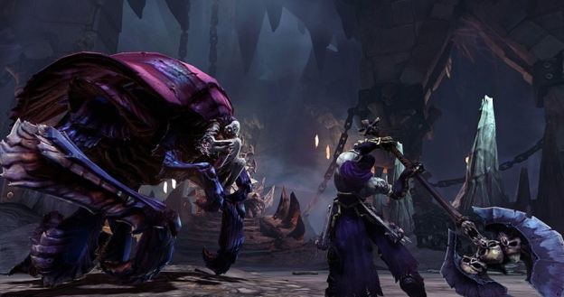 Widowiskowe walki to chleb powszedni w Darksiders II /Informacja prasowa