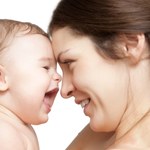 Widząc gesty niemowlęta "lepiej" słyszą słowa