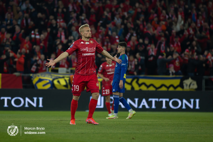 Widzew gromi rywala z czeskiej ekstraklasy. Hat trick lidera