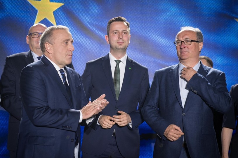 Wieczór wyborczy w sztabie Koalicji Europejskiej /Jacek Domiński /Reporter