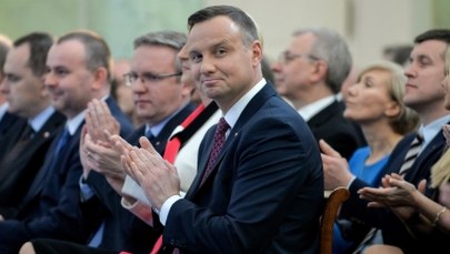 Wieczorne spotkanie prezydenta z posłami. Wśród tematów KRS