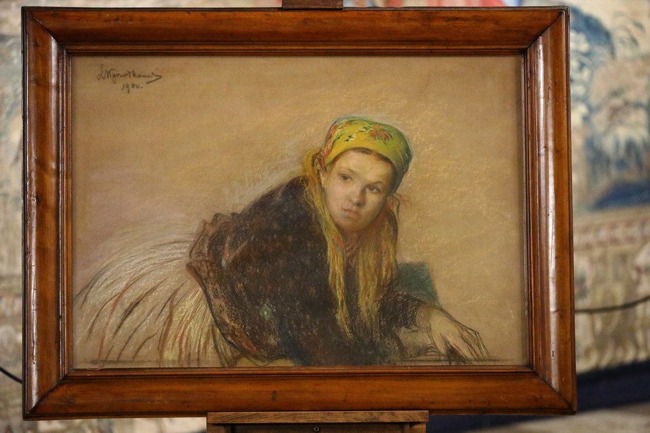 „Wiejska dziewczyna w żółtej chuście” Leona Wyczółkowskiego /Art Service /PAP