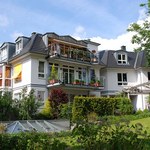 Większość Polaków chciałaby mieszkać w wolno stojącym domu średniej wielkości