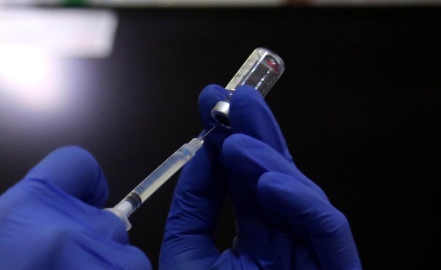 Większość Polaków nie chce obowiązkowych szczepień przeciwko Covid-19