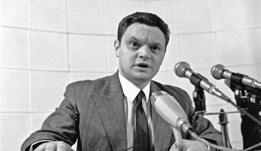 "Wielcy szpiedzy w PRL". Andrzej Czechowicz i misja w Radiu Wolna Europa