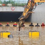 Wiele ciał w zalanym tunelu. Dramatyczna sytuacja w Korei Płd.