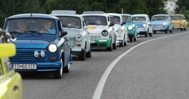 Wiele egzemplarzy trafiło w ręce pasjonatów... /AFP