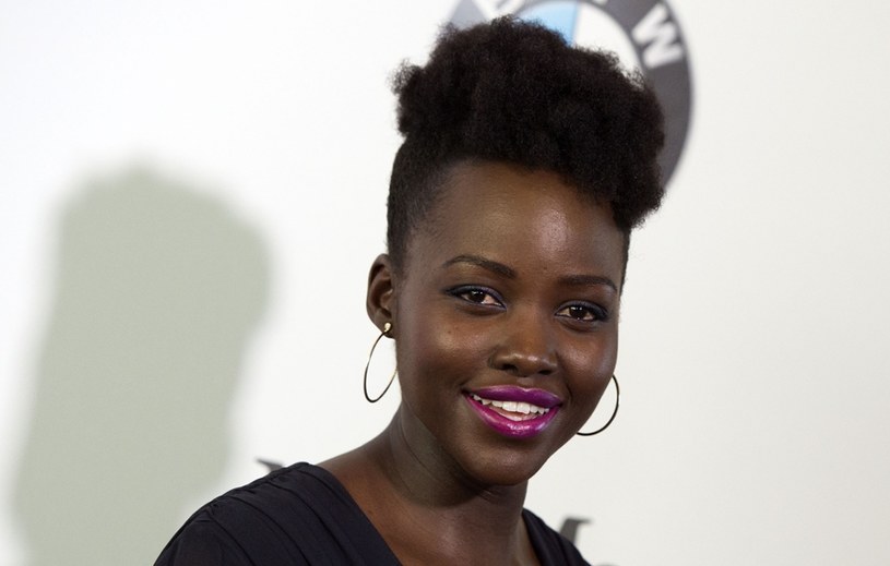 Wiele hollywoodzkich aktorów, w tym Lupita Nyong'o, podkreśla z jakimi nierównościami Afroamerykanie muszą się borykać /East News