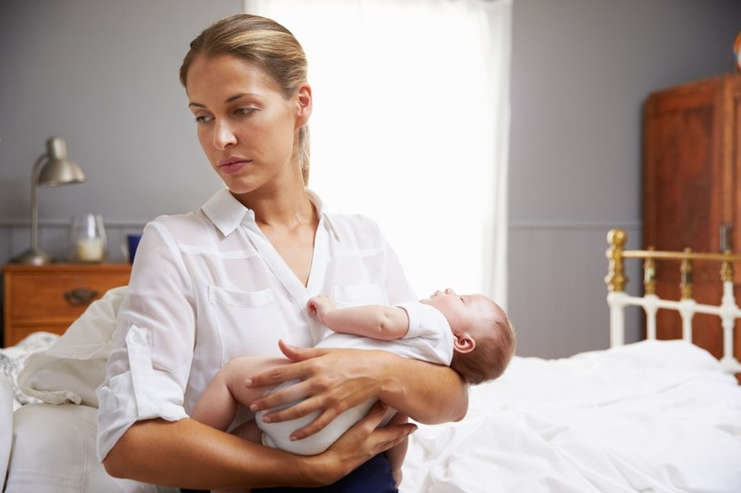 Wiele kobiet ma ambiwalentne uczucia wobec własnych dzieci, zwłaszcza na początku macierzyństwa /123RF/PICSEL