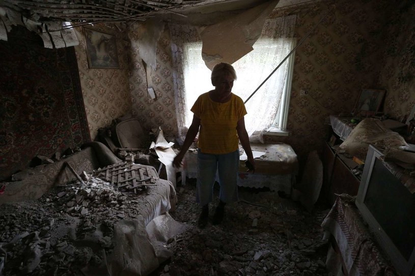 Wiele miejsc na Ukrainie jest zniszczonych wojną /AFP