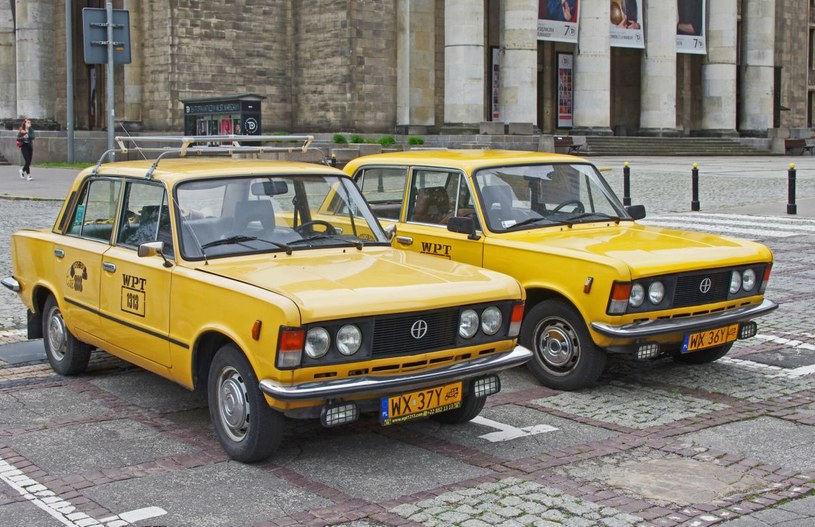 Wiele wskazuje na to, że samochodem z największą liczbą rejestracji "na żołte tablice" jest Polski Fiat 125p /Marek Bazak /East News