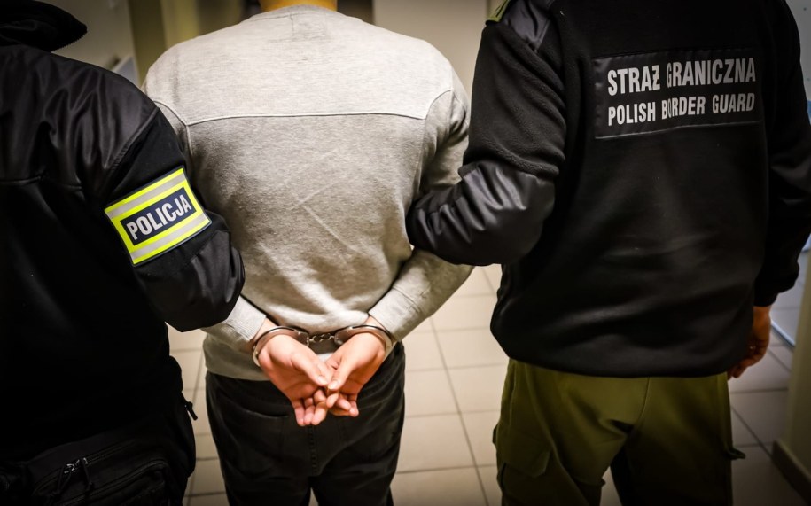 Wielka akcja służb w całej Polsce. Ponad 100 cudzoziemców zatrzymanych /Polska Policja /Policja
