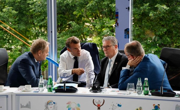 Wielka Brytania, Francja i Niemcy uruchomiły procedurę sankcji wobec Iranu