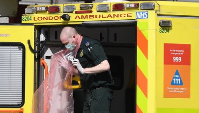 Wielka Brytania: Jednej doby zmarło 938 osób - najwięcej o początku pandemii