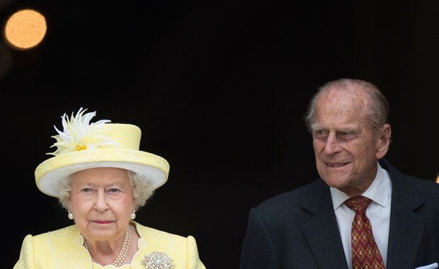 Wielka Brytania: Królowa Elżbieta II i jej mąż zaszczepieni przeciw Covid-19