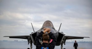 Wielka Brytania kupuje F-35A do przenoszenia broni jądrowej